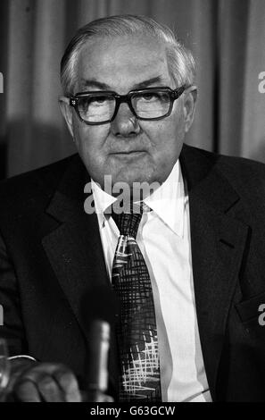 28. MÄRZ: An diesem Tag im Jahr 1979 fiel die Regierung von Premierminister James Callaghan. Der ehemalige Premierminister James Callaghan, 69, Labour-Abgeordneter für South-East Cardiff seit 1950. Stockfoto