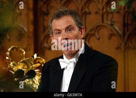 Premierminister Tony Blair spricht beim Bankett des Oberbürgermeisters im Guildhall in der City of London. Stockfoto