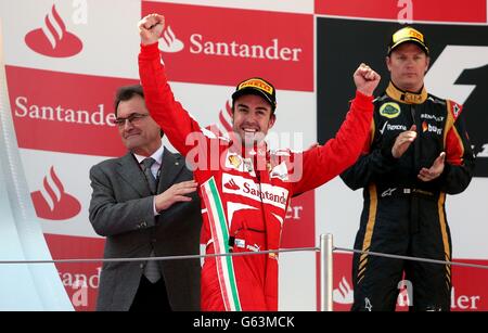 Ferrari Fernando Alonso feiert seinen Sieg beim Großen Preis von Spanien auf dem Circuit de Catalunya, Barcelona, Spanien. Stockfoto