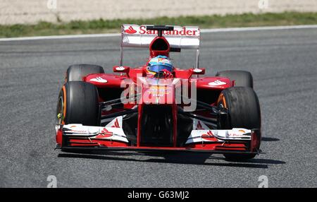 Auto - Formel-1-Autorennen - großer Preis von Spanien - Renntag - Circuit de Catalunya. Ferraris Fernando Alonso beim Großen Preis von Spanien auf dem Circuit de Catalunya, Barcelona, Spanien. Stockfoto