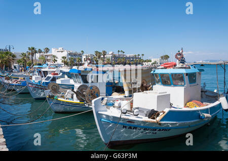 Traditionelle Fischerboote im Hafen von Kos-Stadt, Kos (Cos), die Dodekanes, Süd Ägäis, Griechenland Stockfoto