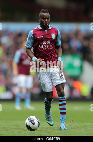 Fußball - Barclays Premier League - Aston Villa gegen Chelsea - Villa Park. Yacouba Sylla, Aston Villa Stockfoto