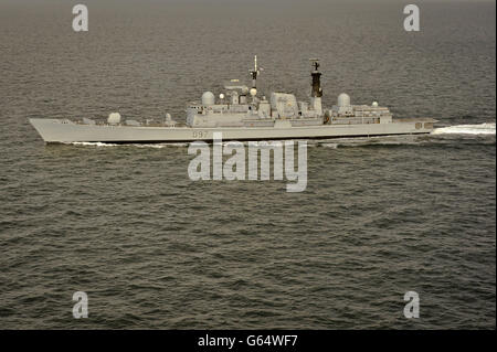 HMS Edinburgh Segel nach Edinburgh Stockfoto