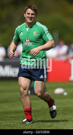 Rugby Union - British and Irish Lions Training - Carton House. Jonathan Davies während einer Trainingseinheit im Carton House, Dublin, Irland. Stockfoto