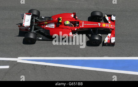 Auto - Formel-1-Autorennen - großer Preis von Spanien - Training - Circuit de Catalunya. Ferrari Felipe Massa beim Training auf dem Circuit de Catalunya, Barcelona. Stockfoto