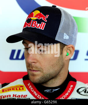 Motor Racing - SBK Superbike FIM World Championship - Runde fünf - Qualifikation - Donington Park Stockfoto