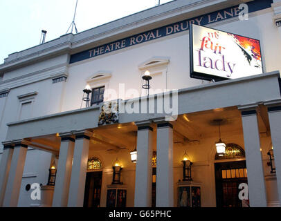 Das Theatre Royal Drury Lane in London zeigt die My Fair Lady. Stockfoto