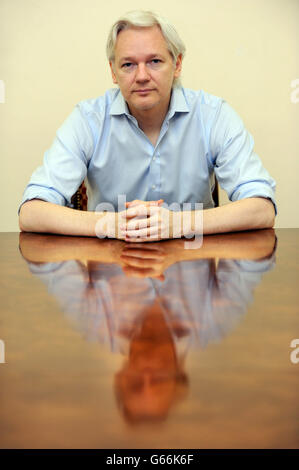 Assange einjähriges Jubiläum Stockfoto