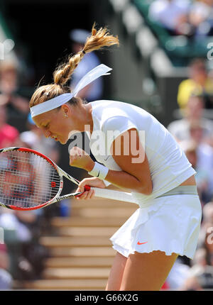 Die tschechische Petra Kvitova feiert den Sieg der russischen Jekaterina Makarova am sechsten Tag der Wimbledon-Meisterschaften im All England Lawn Tennis and Croquet Club in Wimbledon. Stockfoto