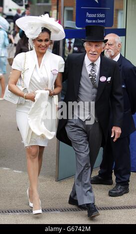 Horse Racing - das Royal Ascot Generalversammlung 2013 - Tag drei - Ascot Racecourse Stockfoto