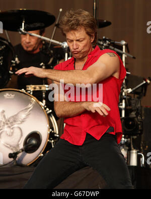 Bon Jovi präsentiert im Barclaycard den British Summer Time Hyde Park im Zentrum von London. Stockfoto