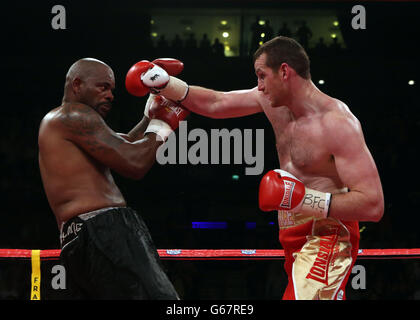 Boxing - Schwergewichts-Kampf - David Price V Tony Thompson - Echo Arena Stockfoto