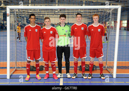 Fußball - Football League Trust Futsal Finals - Birmingham Futsal Arena. Mannschaftsgruppe West Bromwich Albion Stockfoto