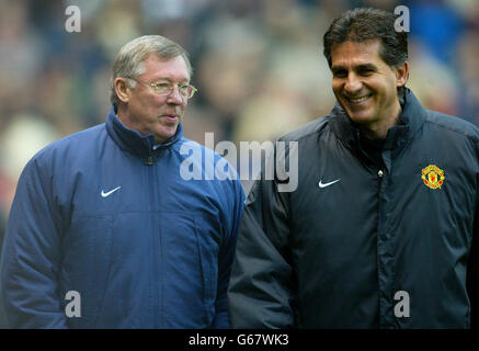 MANCHESTER UTD-MANAGEMENT. Manchester United, Sir Alex Ferguson und sein zweiter Carlos Queiroz. Stockfoto