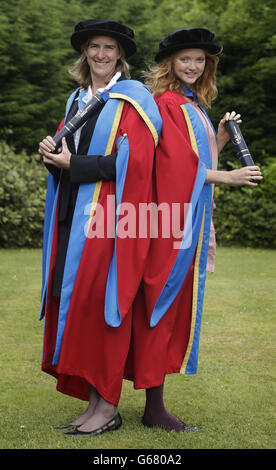 Lily Cole Ehrendoktorwürde Stockfoto