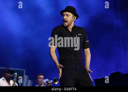 Justin Timberlake auf der Hauptbühne im Yahoo! Wireless Festival, im Queen Elizabeth Olympic Park im Osten Londons. Stockfoto