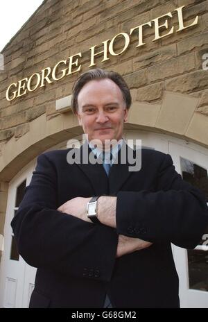 Philip Joseph, General Manager des George Hotels in Hathersage, Derbyshire. Herr Joseph befand sich nach einer Reihe im vergangenen Mai vor einem Bezirksrichter, als sich ein Kunde beschwerte, dass das Hotelrestaurant ihm keine Kartoffeln servierte. Stockfoto