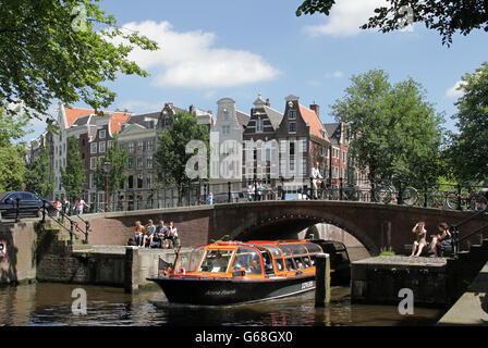 Amsterdam Grachtenrundfahrt mit dem anne frank Boot.Tourismus in amsterdam Stockfoto