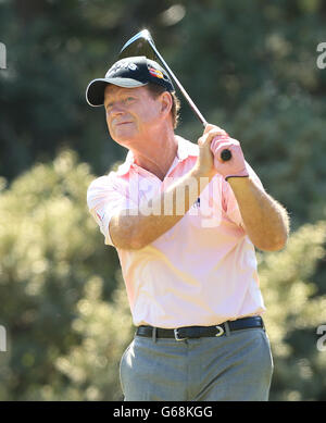 USA Tom Watson auf dem 3. Abschlag am zweiten Tag der Open Championship 2013 im Muirfield Golf Club, East Lothian. Stockfoto