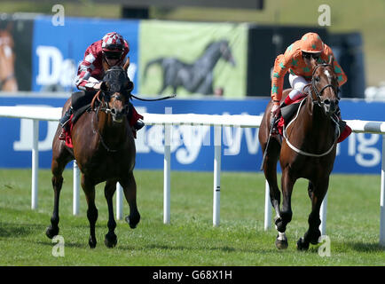 Pferderennen Sie Piper-Heidsieck 2013 - 2013 Juli Festival - Darley Cup Julitag - Newmarket Racecourse Stockfoto