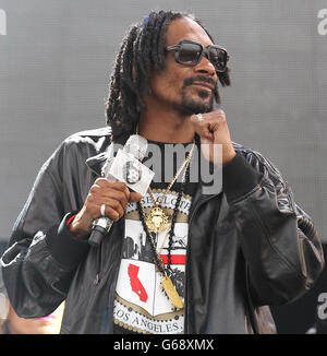 Snoop Dogg auf der Hauptbühne während des 20. T im Park Musikfestival in Kinross. Stockfoto