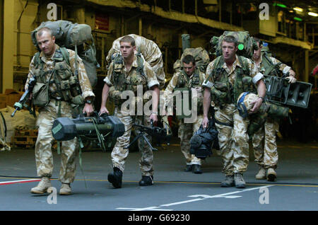 Royal Marines - HMS Ocean Stockfoto