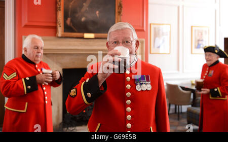 Geburt des Prinzen Georg von Cambridge Stockfoto