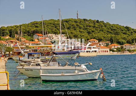 Stadtkai in Rogoznica Island, in der Nähe von Split, Kroatien. Stockfoto