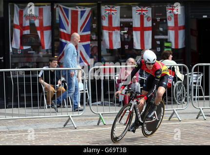 Karl Baillie konkurriert im U23-Zeitfahren während der britischen Radfahren Meisterschaft in Stockton-on-Tees. Stockfoto