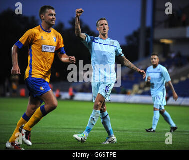 Fußball - freundlich - Mansfield Town / Coventry City - Field Mill. Carl Baker von Coventry City feiert, nachdem er das Siegtor gegen Mansfield Town von der Strafstelle aus erzielt hat. Stockfoto