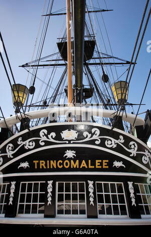 UK, County Durham, Hartlepool maritimes Erlebnis, Heck des HMS Trincomalee, Kapitäns Kabinenfenster Stockfoto