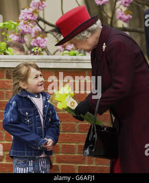 Königin am Ostergottesdienst - Windsor Stockfoto