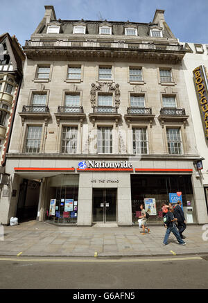 Die Niederlassung der Nationwide Building Society in The Strand, Westminster im Zentrum von London. Stockfoto