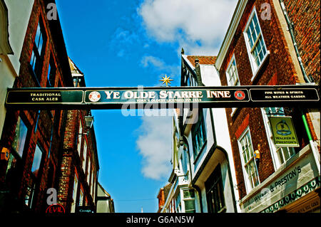 Ye Olde Starre Inne Zeichen in Stonegate, York Stockfoto