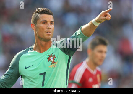 Lyon, Frankreich. 22. Juni 2016. Gruppenphase der Fußball-Europameisterschaft. Ungarn gegen Portugal. Cristiano Ronaldo (POR) feiert sein Tor © Action Plus Sport/Alamy Live News Stockfoto