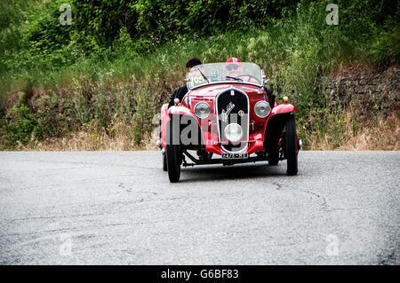 Pesaro, Italien - 15. Mai 2015: FIAT 508 S Coppa d ' Oro "Balilla Sport" 1934 alten Rennwagen Rallye Mille Miglia 2015 das berühmte ich Stockfoto