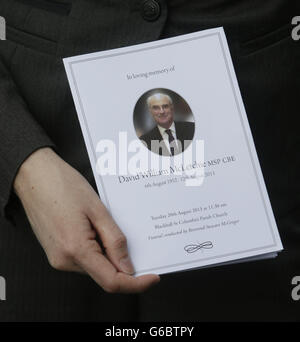 Der Orden des Dienstes bei der Beerdigung des ehemaligen schottischen Tory-Führers David McLetchie in der St. Columba's Church in Edinburgh, Schottland. Stockfoto