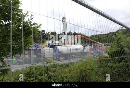 Eine allgemeine Ansicht des Explorationsbohrstandorts Cuadrilla in Balcombe, West Sussex, da die Demonstrationen gegen Fracking in der Nähe des Ortes fortgesetzt werden. Stockfoto