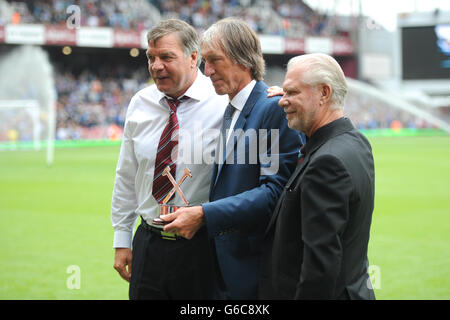 Fußball - Barclays Premier League - West Ham United gegen Cardiff City - Upton Park Stockfoto