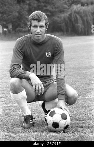 Chelsea-Stürmer Peter Osgood, ein ehemaliger Maurer, der in Windsor geboren wurde. Stockfoto