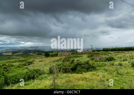 Ein Blick auf dunklen Himmel Clee Hills, Shropshire, UK Stockfoto