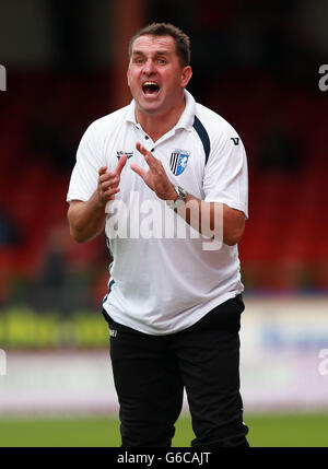 Gillingham Manager Martin Allen während der Sky Bet Football League ein Spiel auf dem County Ground, Swindon. Stockfoto