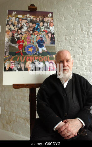 Künstler Sir Peter Blake mit seinem überarbeiteten kultigen Sgt Pepper Album Sleeve, das Liverpool eine Hommage ist - darunter Stars wie Atomic Kitten, Jimmy Tarbuck, Cherie Blair und Mel C. * ... Die originale Hülle zollt renommierten historischen und zeitgenössischen Figuren Tribut und ist eines der bekanntesten und am weitesten verbreiteten Kunstwerke der Welt. Die Beatles stehen immer noch im Mittelpunkt seiner Arbeit, flankiert von Spielern der führenden Fußballmannschaften der Stadt - Liverpools Michael Owen und Evertons Wayne Rooney. Seine neue Collage wird ab Samstag in der Tate Liverpool zu sehen sein, um die zu feiern Stockfoto