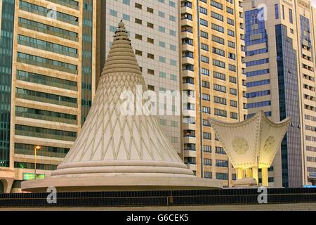 Ittahad Square, Abu Dhabi, Vereinigte Arabische Emirate Stockfoto