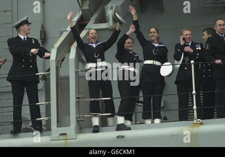 Ark Royal kehrt nach UK Ufer Stockfoto