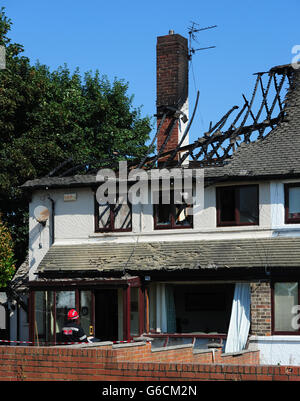 Explosion der Häuser in Durham. Die Szene einer Explosion in einem Haus auf Moor Edge, Brandon, County Durham, wo ein 52-jähriger Mann gestorben ist. Stockfoto