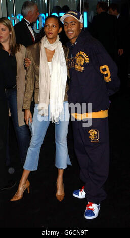 Alesha von Mis-Teeq und Harvey von so Solid Crew kommen zur britischen Premiere von Matrix Reloaded im Odeon-Kino am Londoner Leicester Square. Stockfoto