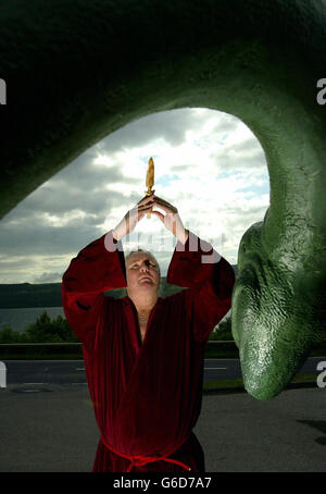 Religion - weiße Hexe Zauber über Nessie - Loch Ness, Schottland Stockfoto