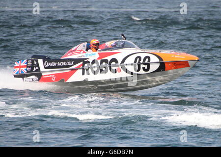 Das Quantum Racing Team während der ersten schottischen Grand Prix des Meeres, statt in Greenock am Firth of Clyde. Stockfoto