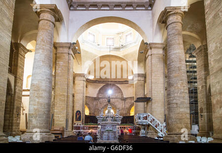 Innenraum der Kathedrale De Santa Maria Alghero Sardinien Italien Stockfoto